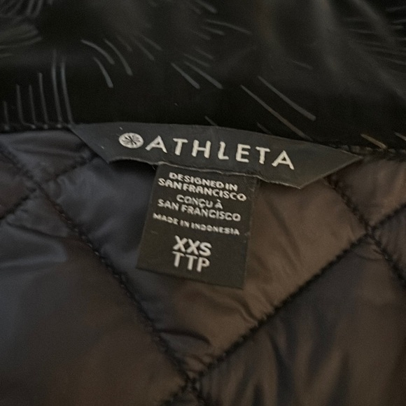 Athleta Whisper Featherless Black Vest Size XXS - Picture 3 of 12